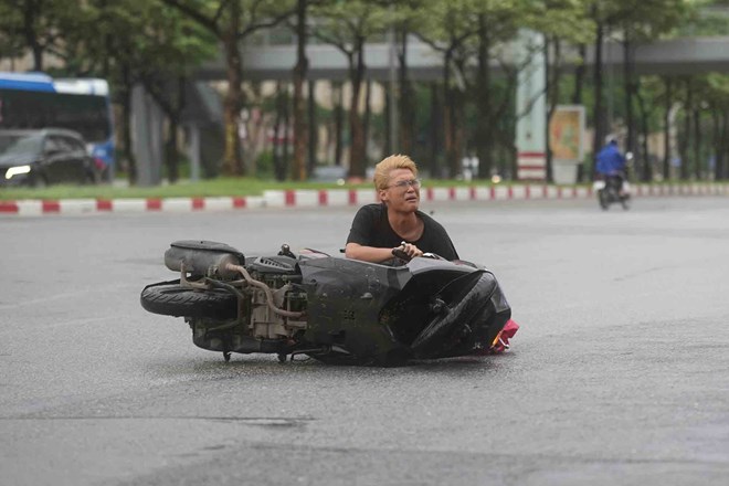 Bảo hiểm xe máy có bồi thường do ảnh hưởng bão số 3?