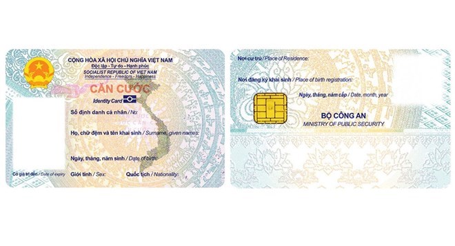 Người đại diện hợp pháp thực hiện thủ tục cấp thẻ căn cước cho người dưới 06 tuổi thông qua cổng dịch vụ công hoặc ứng dụng định danh quốc gia. Ảnh: Bộ Công an