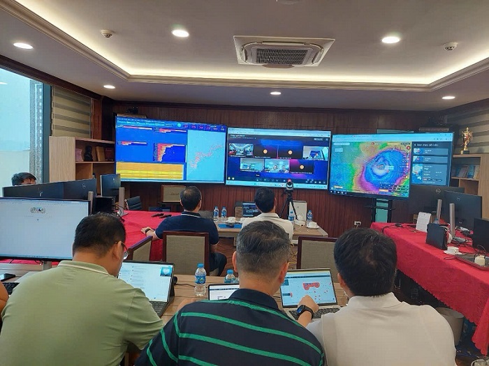 Tổng Công ty Viễn thông MobiFone đã xây dựng phương án kỹ thuật nhằm ứng phó tối đa với siêu bão Yagi, tổ chức trực giám sát 24/7 mạng lưới các tỉnh được xác định bão đổ bộ.