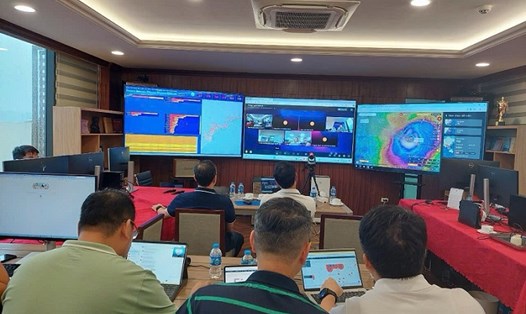 Tổng Công ty Viễn thông MobiFone đã xây dựng phương án kỹ thuật nhằm ứng phó tối đa với siêu bão Yagi, tổ chức trực giám sát 24/7 mạng lưới các tỉnh được xác định bão đổ bộ.