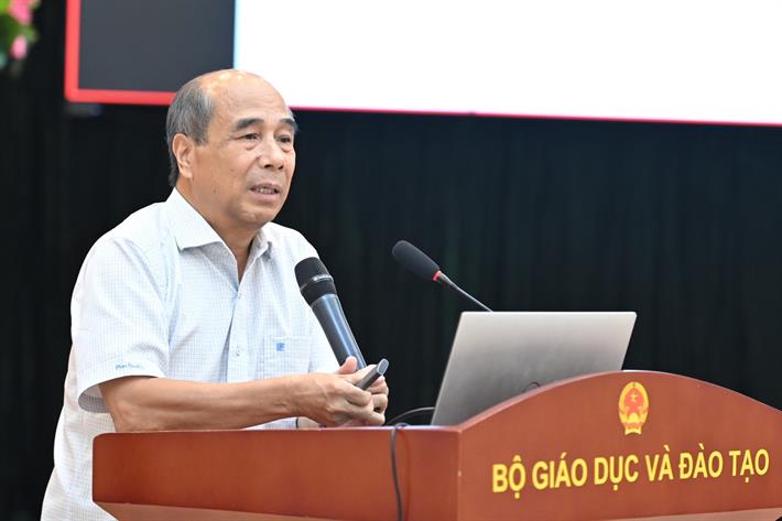 Professor Ho Tu Bao - Director of the Data Science Laboratory of the Institute for Advanced Study in Mathematics, Scientific Director of the BKAI Center. Photo: MOET