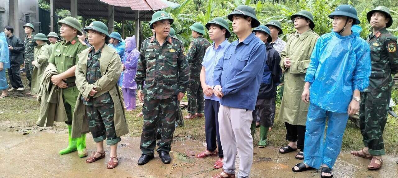 Theo lãnh đạo UBND xã Tân Minh, sau hậu sự của các nạn nhân, xã sẽ tìm một khu đất phù hợp để hỗ trợ dựng lại nơi ở cho ông Sộm và con rể và hỗ trợ gia đình ổn định cuộc sống.