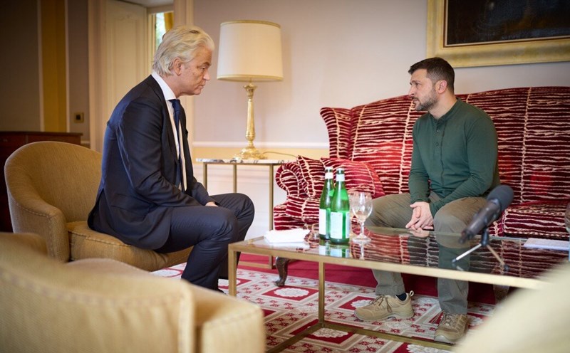Tổng thống Ukraina Volodymyr Zelensky và chính trị gia Hà Lan Geert Wilders đã thảo luận về vụ Nord Stream trong cuộc gặp ngày 7.9. Ảnh: Văn phòng Tổng thống Ukraina
