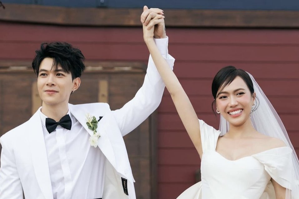 Vợ chồng Anh Tú, Diệu Nhi đứng đầu bảng bình chọn Cánh diều vàng. Ảnh: NSCC