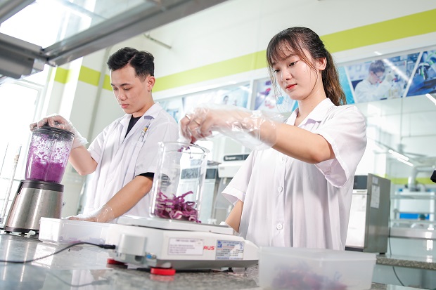 Lương sinh viên mới ra trường ngành Công nghệ thực phẩm