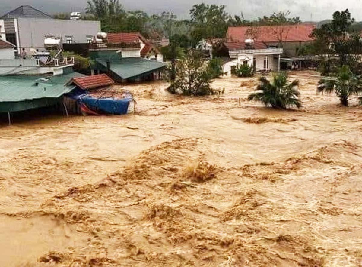 Hơn 400 hộ dân tại huyện Tiên Yên, tỉnh Quảng Ninh bị ngập do vỡ bờ bao công trình thủy lợi. Ảnh: Trung tâm truyền thông tỉnh Quảng Ninh