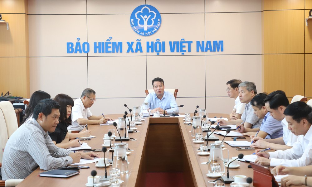 BHXH Việt Nam vừa tổ chức cuộc họp khắc phục hậu quả bão số 3. Ảnh: BHXH VN