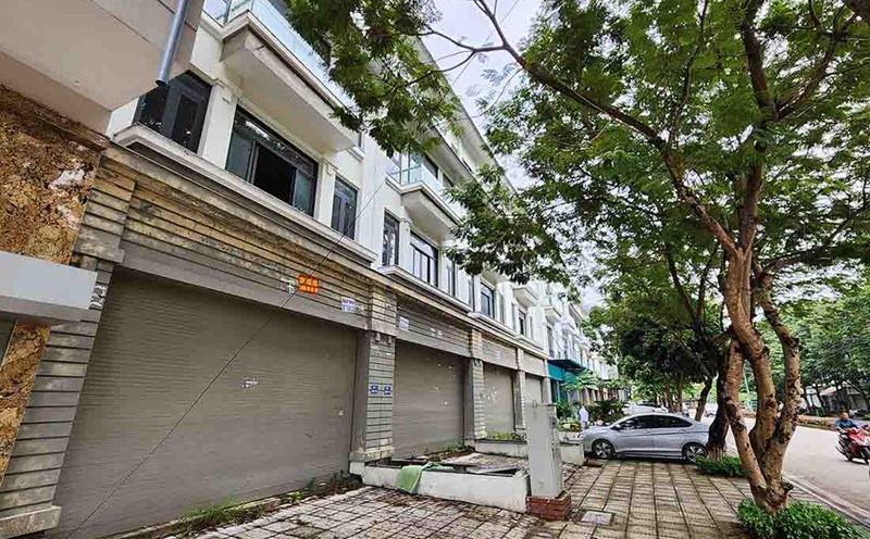 Nhiều nhà đất như biệt thự, liền kề tại Hà Nội vẫn không được đưa vào sử dụng Ảnh: Cao Nguyên
