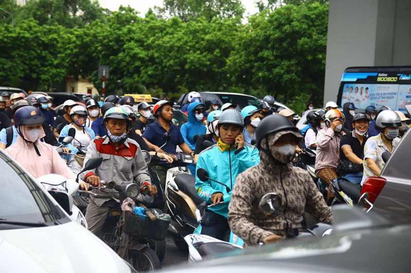 Hà Nội phân luồng giao thông các vị trí bị ngập úng tại Quốc Oai, Hoài Đức. Ảnh minh họa: Việt Anh 
