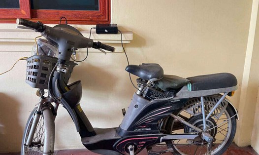 Dùng sạc và ắc quy đồng bộ giúp bảo vệ cho xe đạp điện. Ảnh minh họa: Ngọc Diệp.