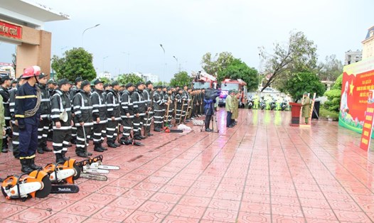 Lễ ra quân triển khai lực lượng khắc phục hậu quả do bão Yagi gây ra. Ảnh: Công an Quảng Ninh