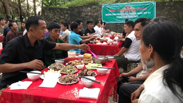 Công đoàn Công ty CP Cao su Sơn La tổ chức Bữa cơm Công đoàn. Ảnh: Đơn vị cung cấp