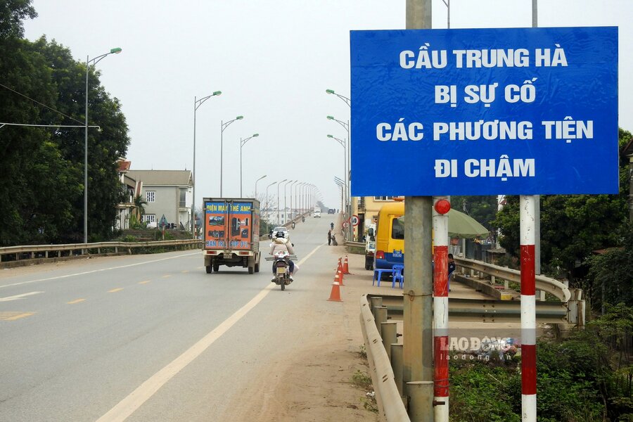 Cầu Trung Hà bắc qua sông Đà nối TP Hà Nội và tỉnh Phú Thọ. Ảnh: Tô Công