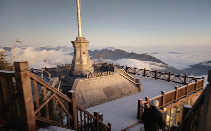 On the first day of 2025, frost appeared on the top of Fansipan. Photo: Minh Hai