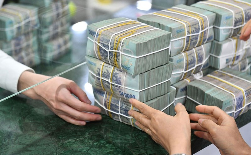 Additional VND5,834.437 billion will be allocated to implement social security policies and support payment of benefits for the additional number of teachers. Illustration photo: VGP