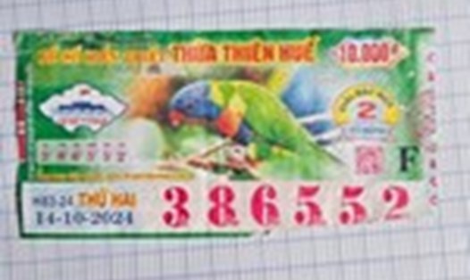 Tờ vé số trúng giải đặc biệt 2 tỉ đồng nhưng không được trao thưởng của bà Nga. Ảnh: NVCC.