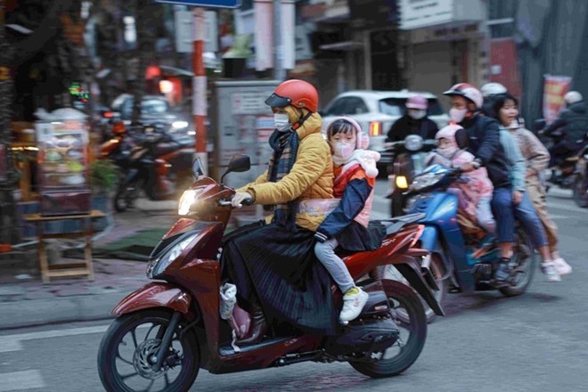 Cold air intensifies, the North is immersed in cold. Photo: Thieu Trang