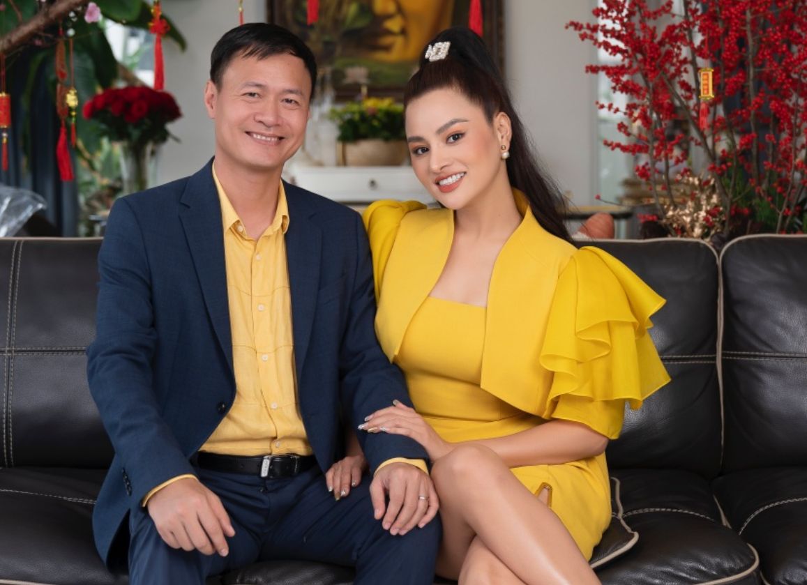 Vu Thu Phuong and her rich husband divorced. Photo: Artist provided.