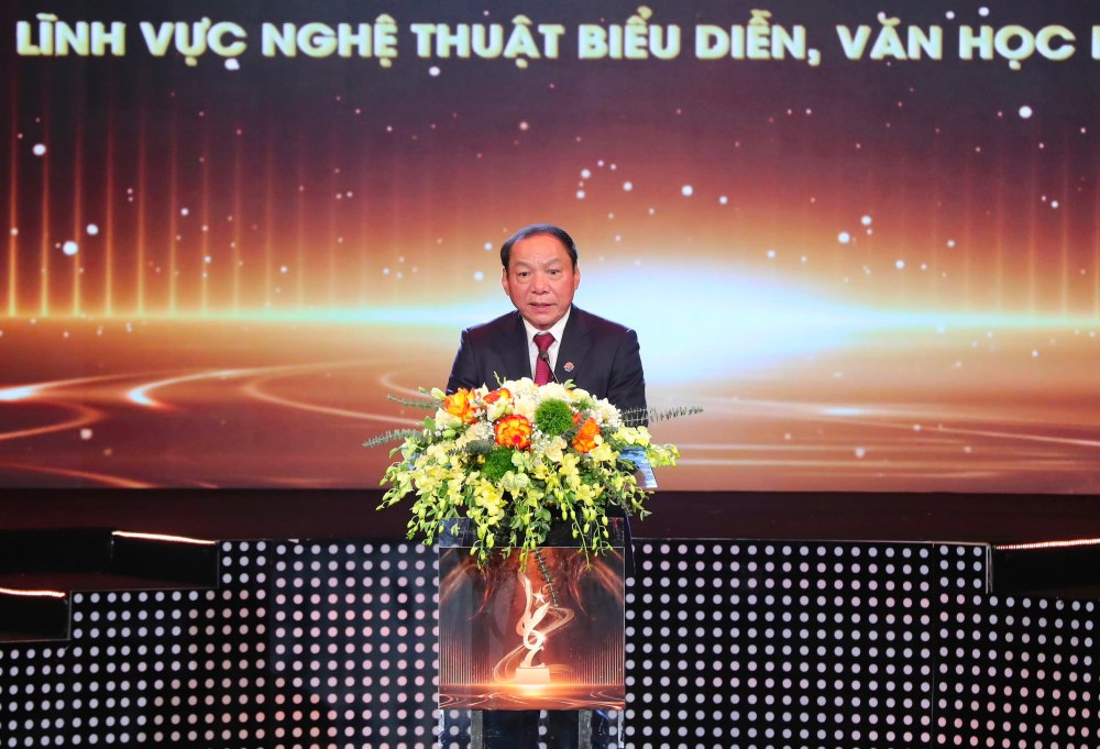 Bo truong Nguyen Van Hung phat bieu tai chuong trinh. Anh: Tran Huan