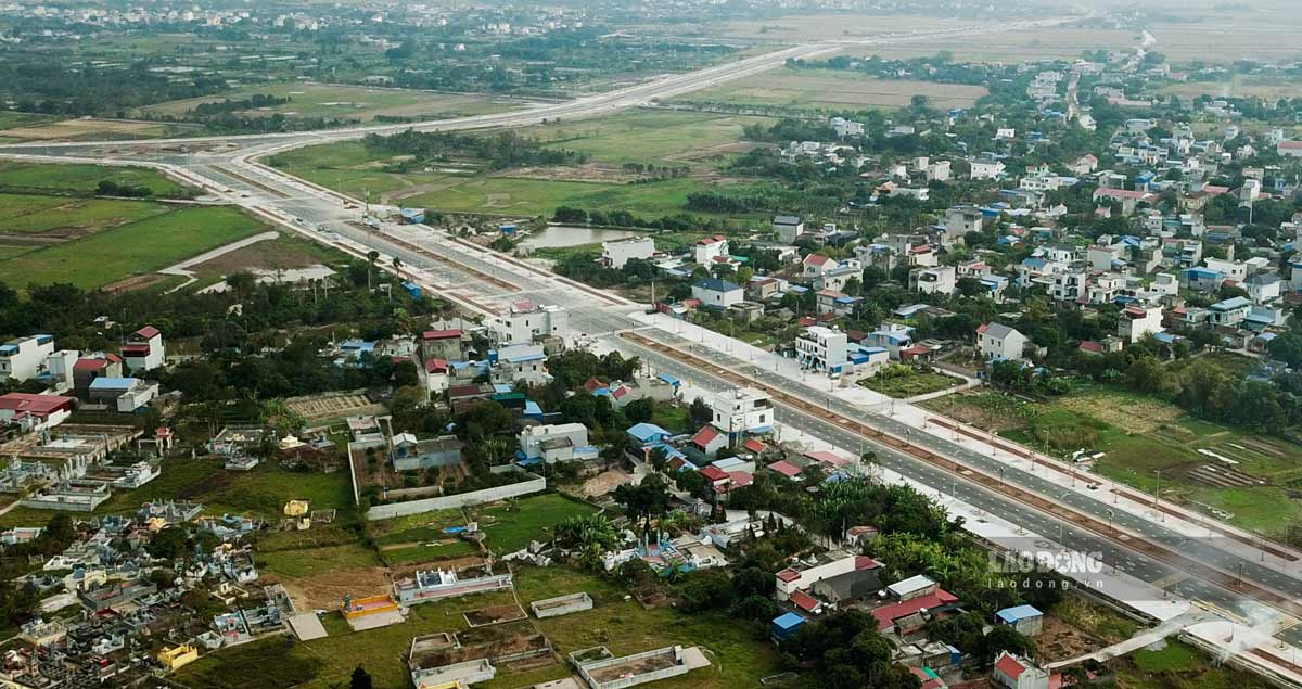 Toan tuyen co chieu dai 6,57km di qua dia phan xa Nam Van (TP Nam Dinh) va cac xa Nam Toan, Hong Quang, Nam Cuong (huyen Nam Truc).