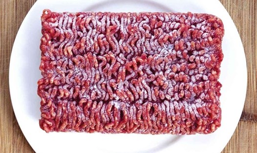 Việc bổ sung vitamin B12 có trong thịt bò nạc vào chế độ ăn giúp tăng cường trao đổi chất, đốt cháy năng lượng hiệu quả và giảm mỡ bụng một cách hiệu quả. Ảnh: Pixabay.