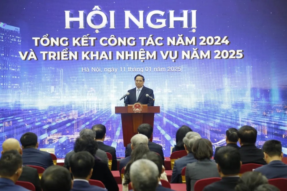Prime Minister Pham Minh Chinh gives a speech at the closing conference of Vietnam Television. Photo: VTV