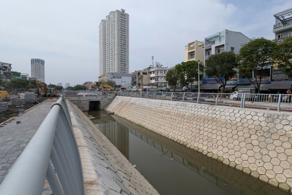 People rejoice as 3-decade-polluted canal revives