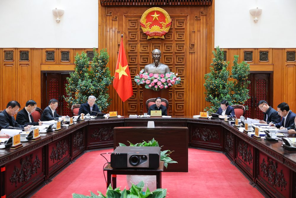 The 9th meeting of the Government Steering Committee on summarizing the implementation of Resolution No. 18-NQ/TW of the 12th Central Committee. Photo: VGP/Nhat Bac