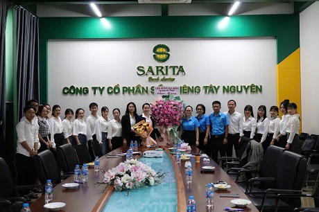 Establishment of the grassroots trade union of Tay Nguyen Durian Joint Stock Company. Photo: Thuy Hoa