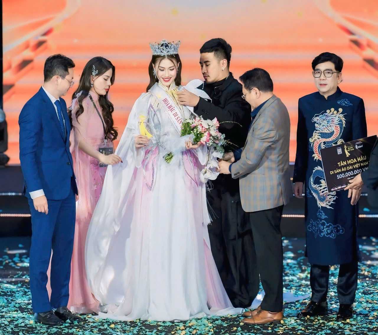 Hoang Chau Anh is Miss Ao Dai Heritage Vietnam. Photo: Organizing Committee.