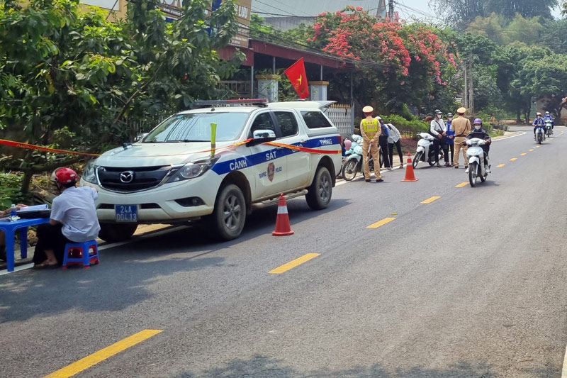 Lao Cai authorities have increased patrols, controls and violations. Photo: Pham Bang
