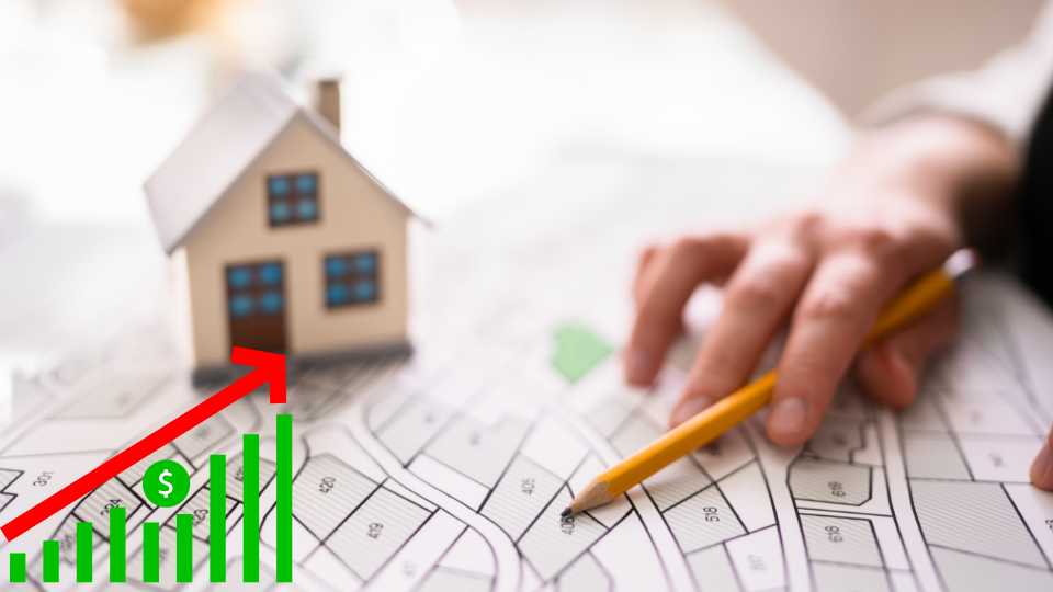 Be careful with the rising costs from the new land price list 2024. Graphics: Phuong Anh