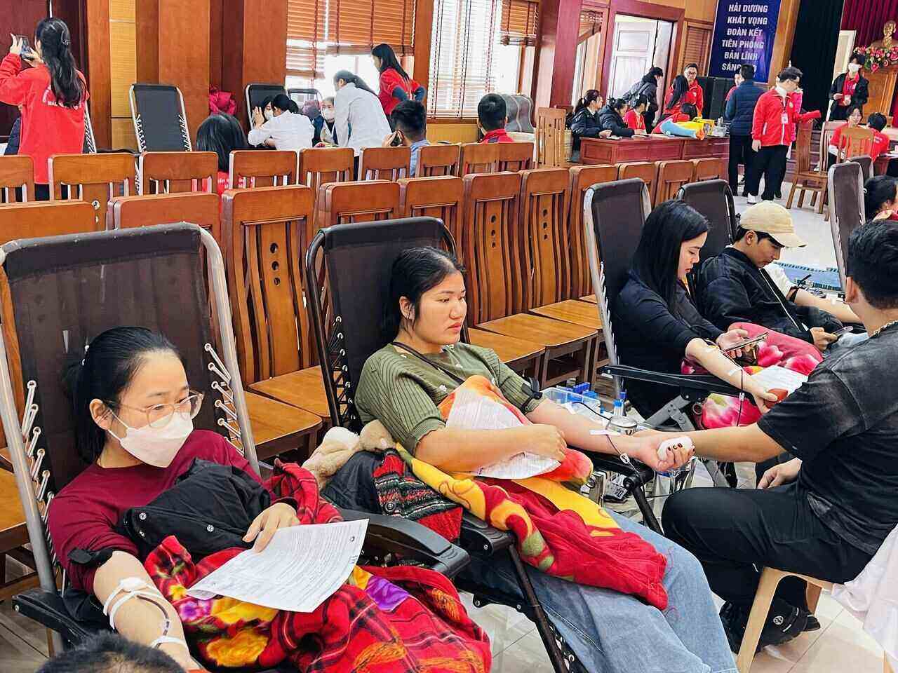 Hai Duong Province Youth Blood Donation Club organizes the “Full Tet” blood donation festival. Photo: Mai Huong