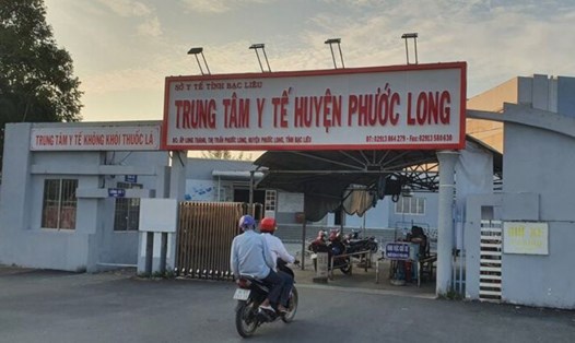 Trung tâm Y tế huyện Phước Long, tỉnh Bạc Liêu nhiều tháng chưa trả lương cho nhân viên y tế. Ảnh: Nhật Hồ