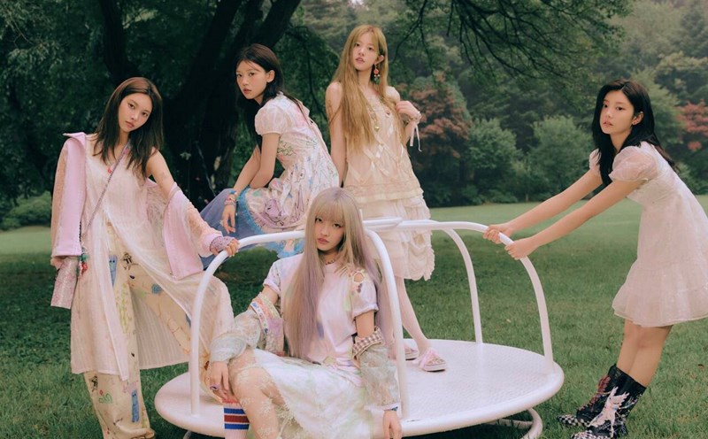 Kpop girl group ILLIT. Photo: HYBE