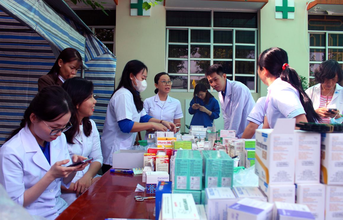 Hoat dong nay duoc duy tri lien tuc hon 30 nam qua voi su luan phien to chuc cua cac don vi y te trong tinh. Dot ve nguon lan nay do don vi Benh vien Da khoa tinh Dong Thap chiu trach nhiem chinh. 