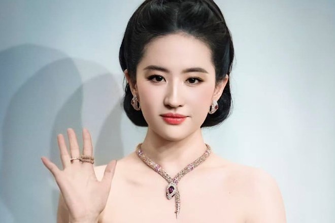Lưu Diệc Phi thắng giải Thị hậu truyền hình Trung Quốc