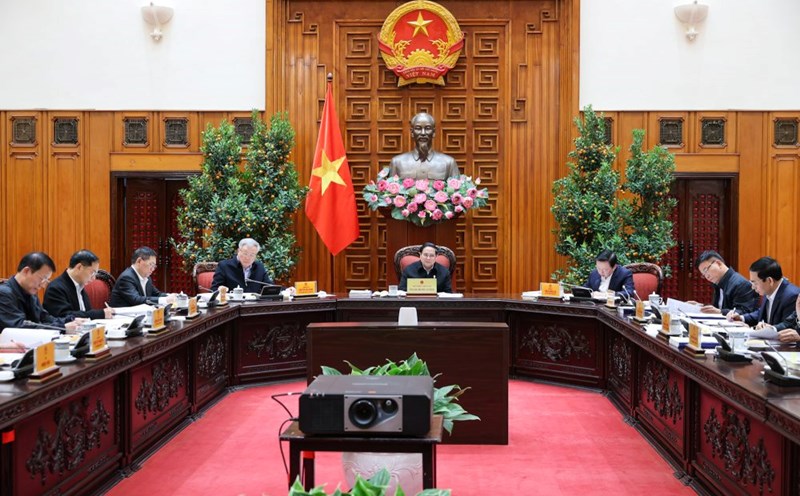 The 9th meeting of the Steering Committee for Streamlining the Government's apparatus discussed the organization and operation of the political system to be streamlined and effective. Photo: VGP