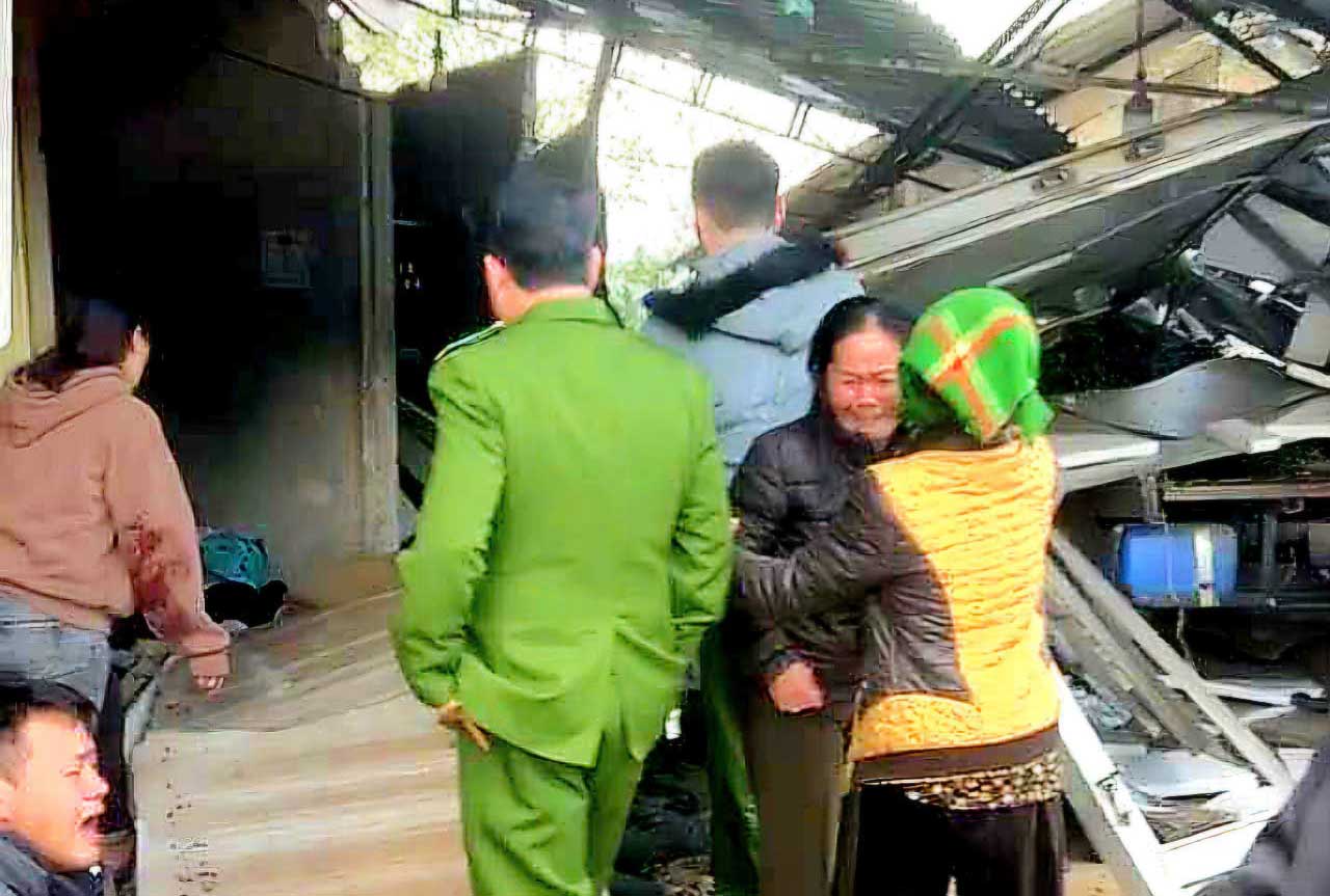 The scene of a particularly serious traffic accident that occurred in Nam Can commune, Ky Son district, Nghe An on January 21, killing 6 people. Photo: Ngoc Hung