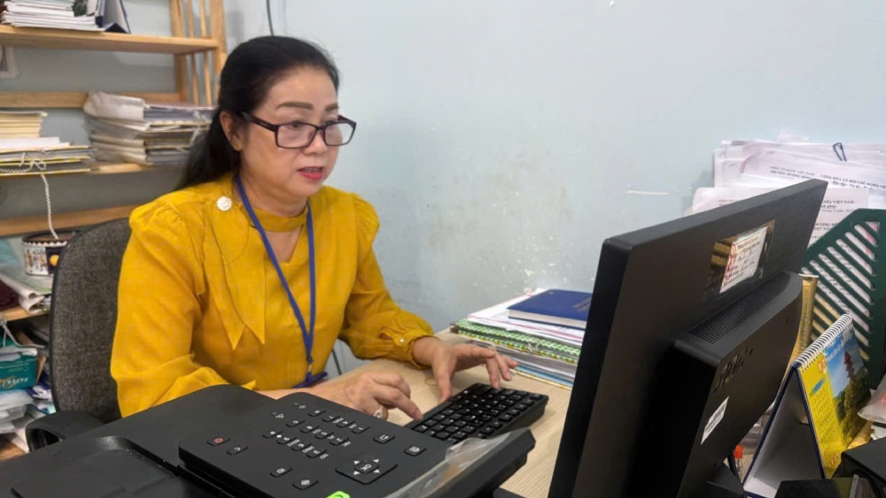 ba Giang la mot trong nhung tam guong tieu bieu, da co nhung viec lam cu the, thiet thuc, guong mau di dau trong cac phong trao thi dua yeu nuoc o dia phuong. Anh: Xuan Nhi