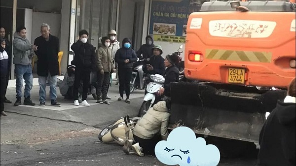 Scene of the excavator collision that killed two students. Photo: Thach Moc