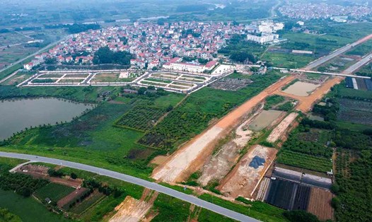Đầu tư đất nền ven Hà Nội cần "thoát bẫy" tâm lý đám đông. Ảnh: Hữu Chánh