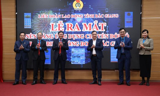 LĐLĐ tỉnh Bắc Giang ra mắt App Công đoàn Bắc Giang. Ảnh: Quyết Chiến