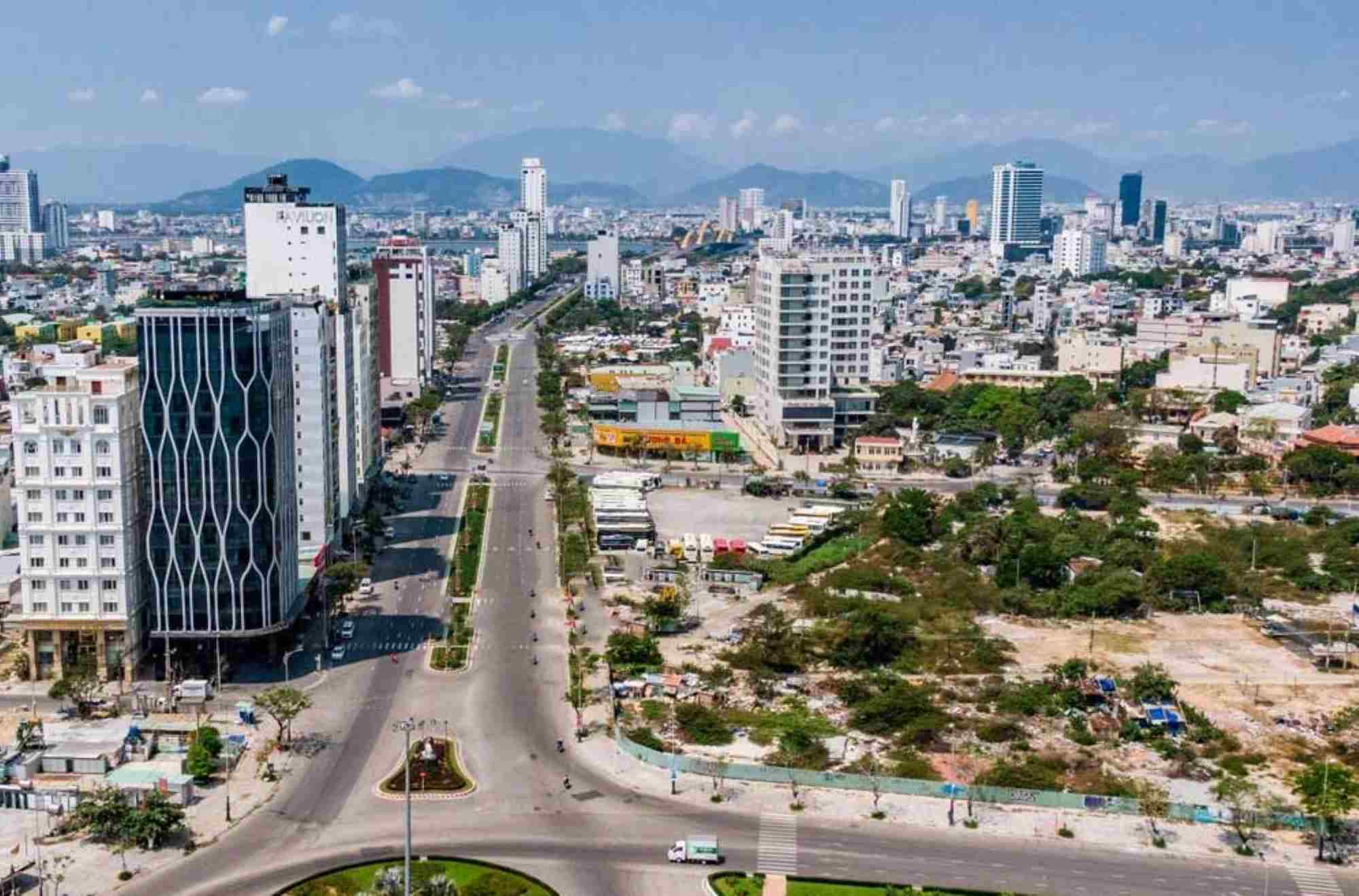 Coastal land - where Da Nang plans to build a financial center. Photo: Sakae Holding