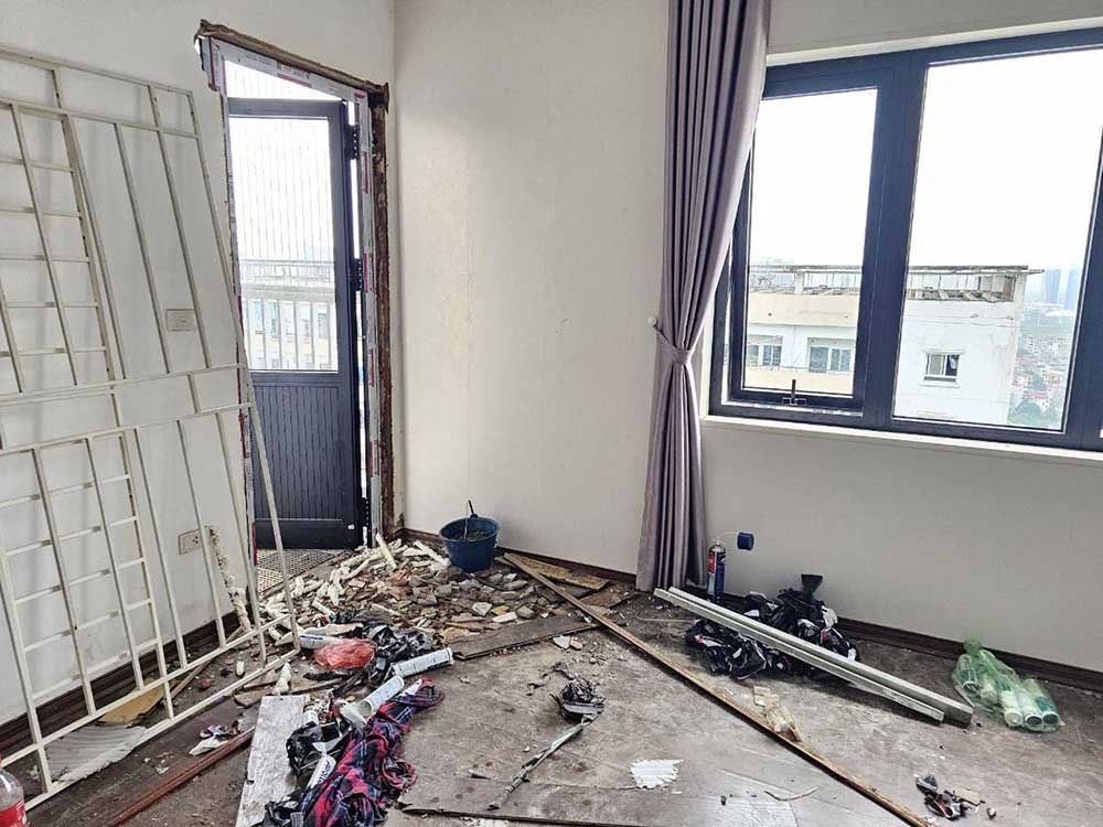 Many homeowners have spent extra money to renovate and repair their apartments before putting them up for sale. Photo: Dung Duy