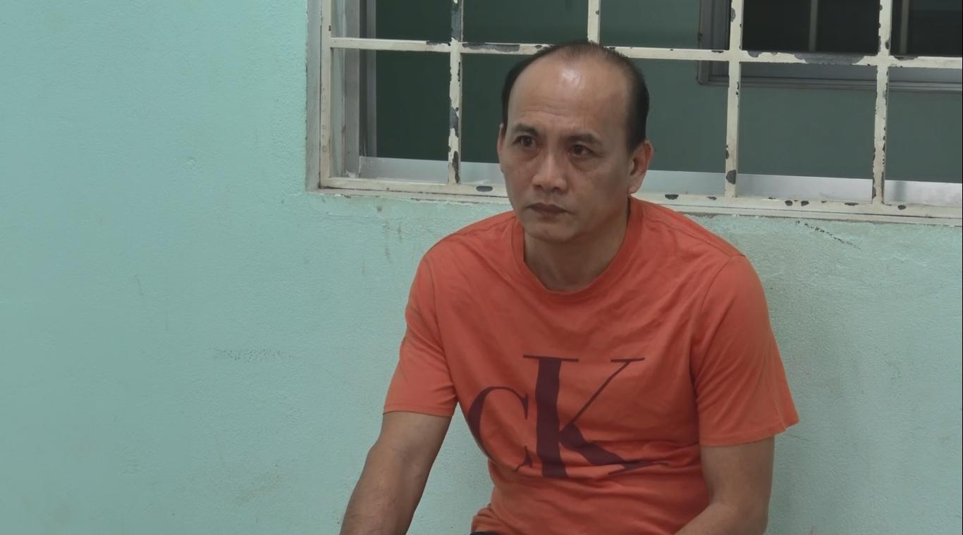 Police simultaneously caught red-handed many gambling dens in the lottery form with Phuong as the main contractor. Photo: Tan An