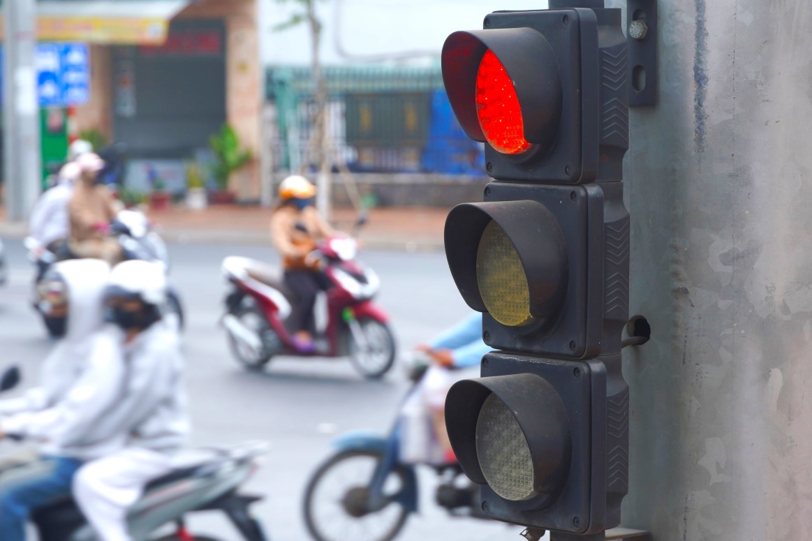 Many traffic lights in Can Tho have problems