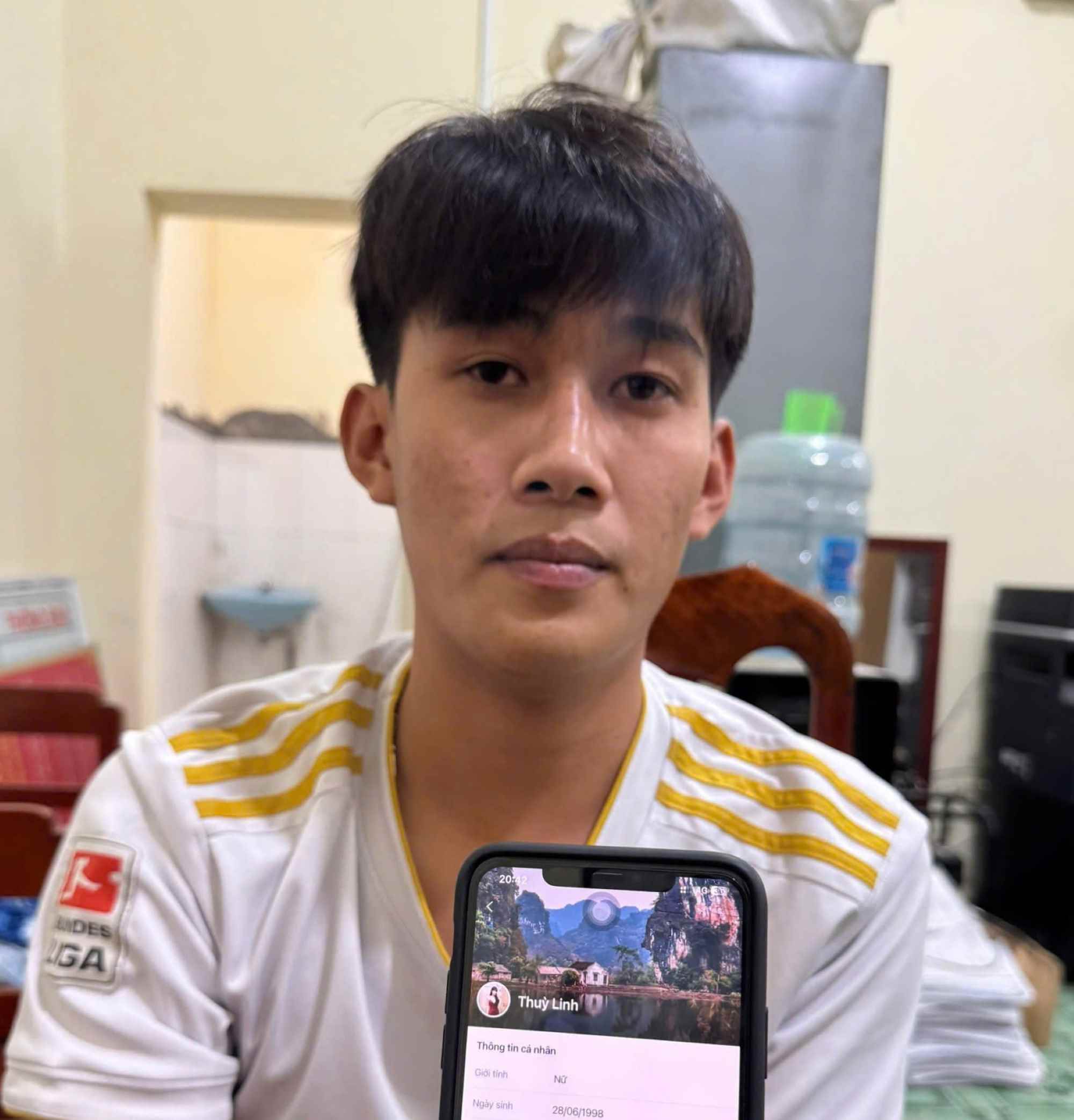 Tran Quang Luong was detained in Da Nang for investigation. Photo: Bao Ngoc