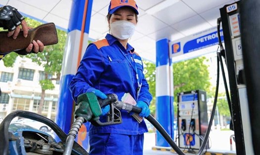 Theo dự báo giá xăng dầu có thể tiếp tục tăng 0,5 - 3,2%. Ảnh minh họa: Hải Nguyễn