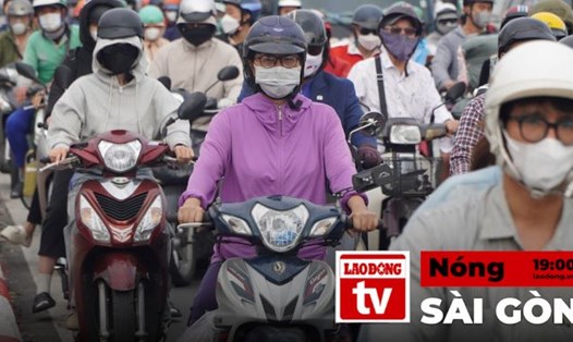 Nóng Sài Gòn: Đường cửa ngõ TPHCM ùn tắc những ngày cận Tết